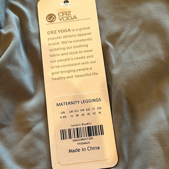 Butterluxe Maternity Leggings with Pockets 25" - Picture 4 of 5